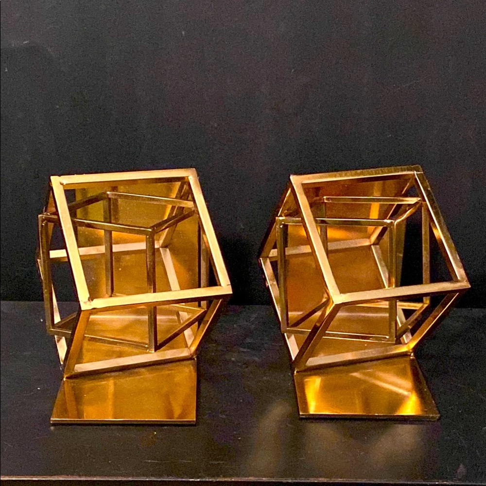 Juvale Decorative Gold Bookends with Square Metal Geometric Design